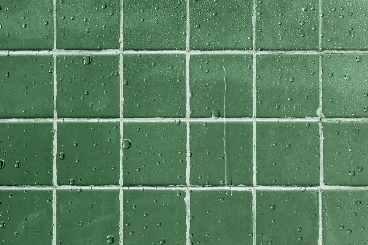 Imperméabiliser permet de protéger et de conserver votre carrelage poreux