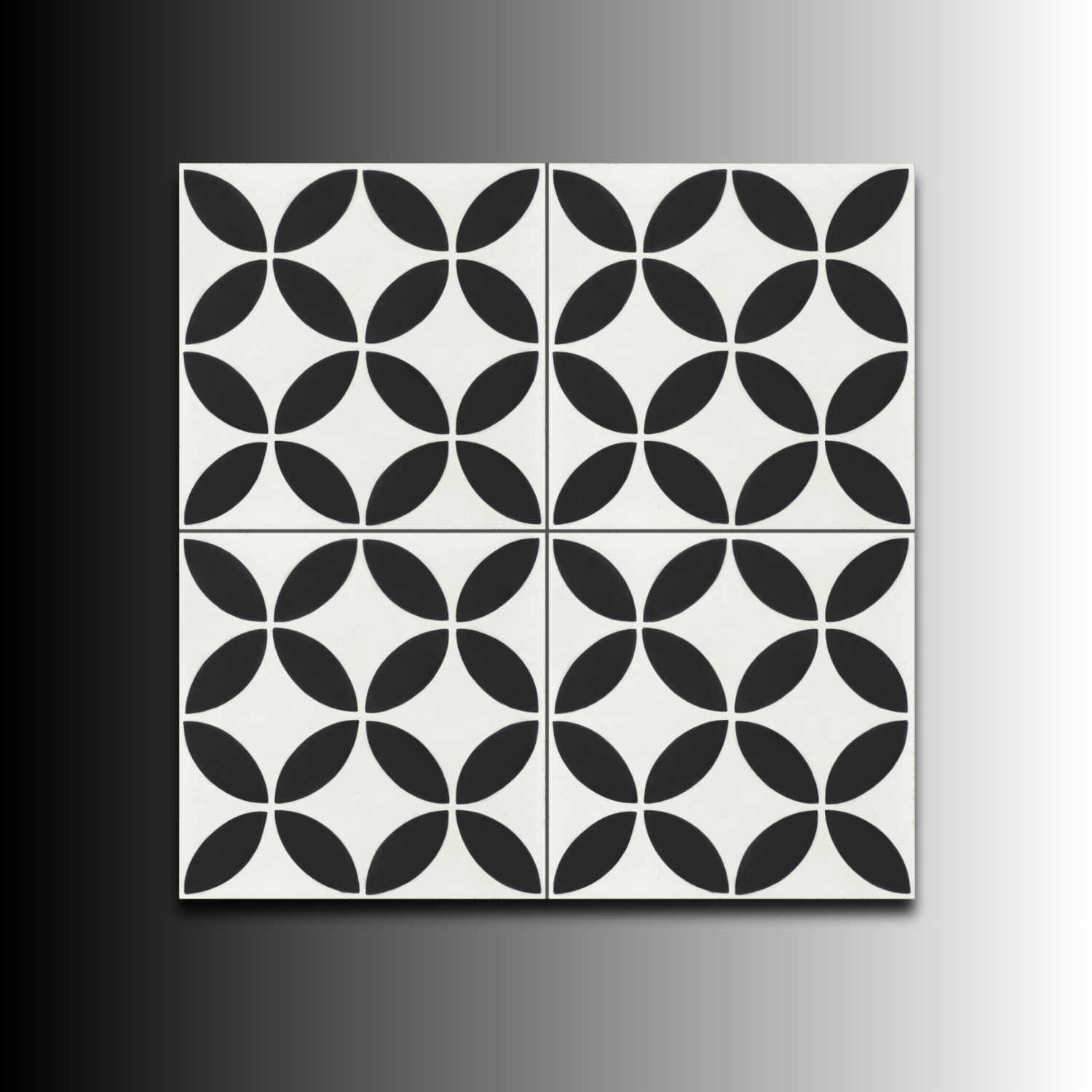 Carreaux de ciment noir et blanc
